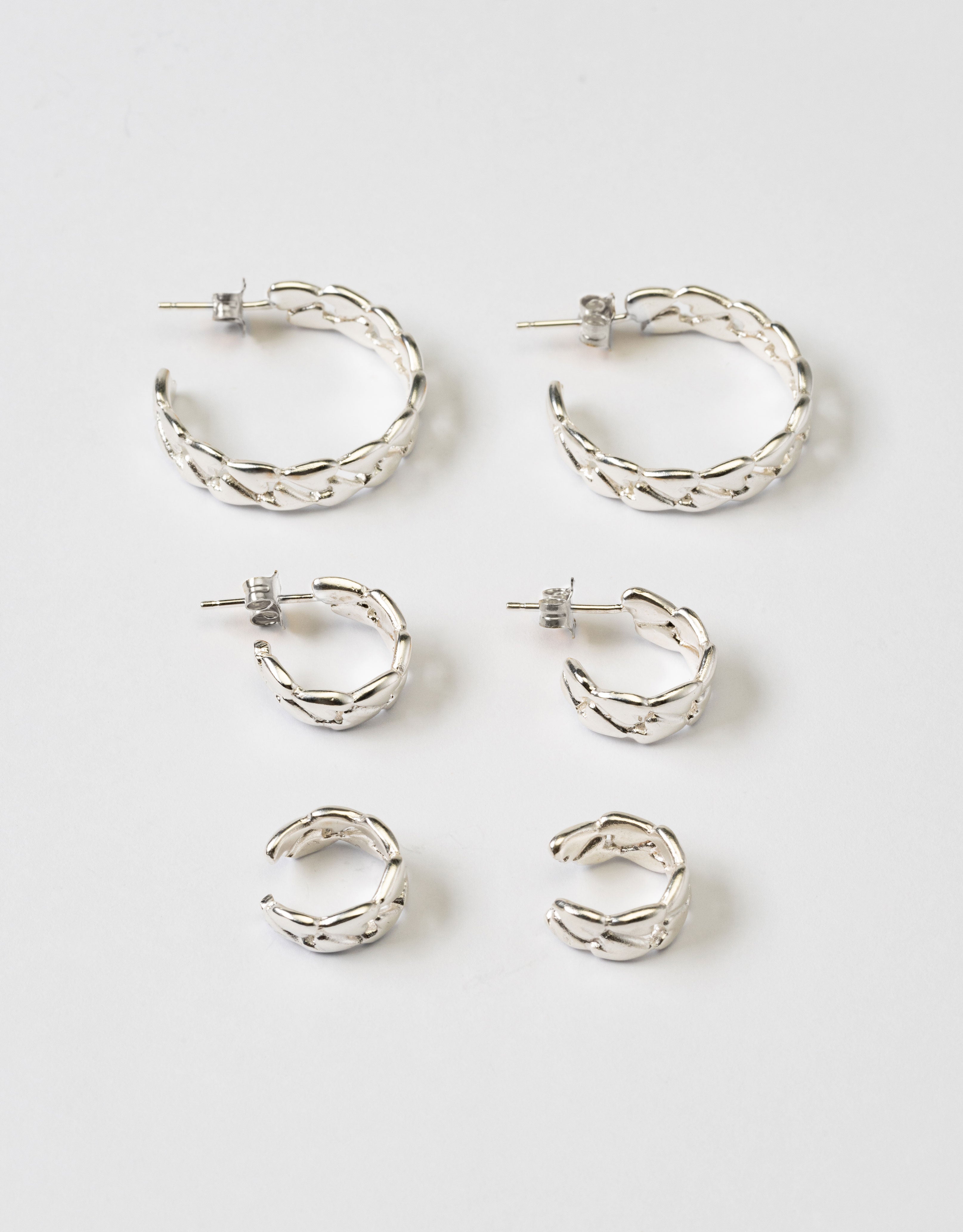 QUEEN OF HEARTS HOOPS LARGE