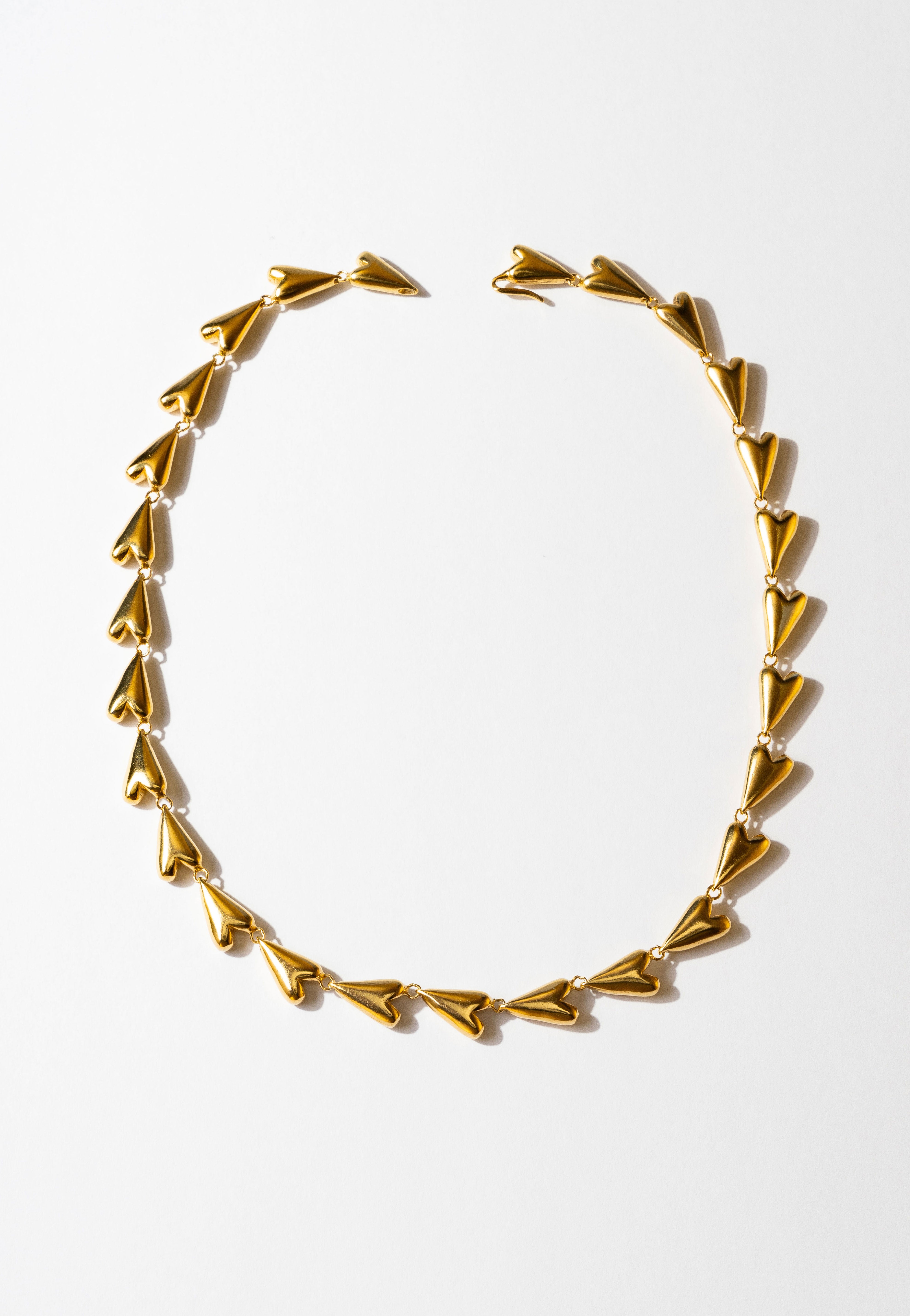 QUEEN OF HEARTS COLAR CORRENTE