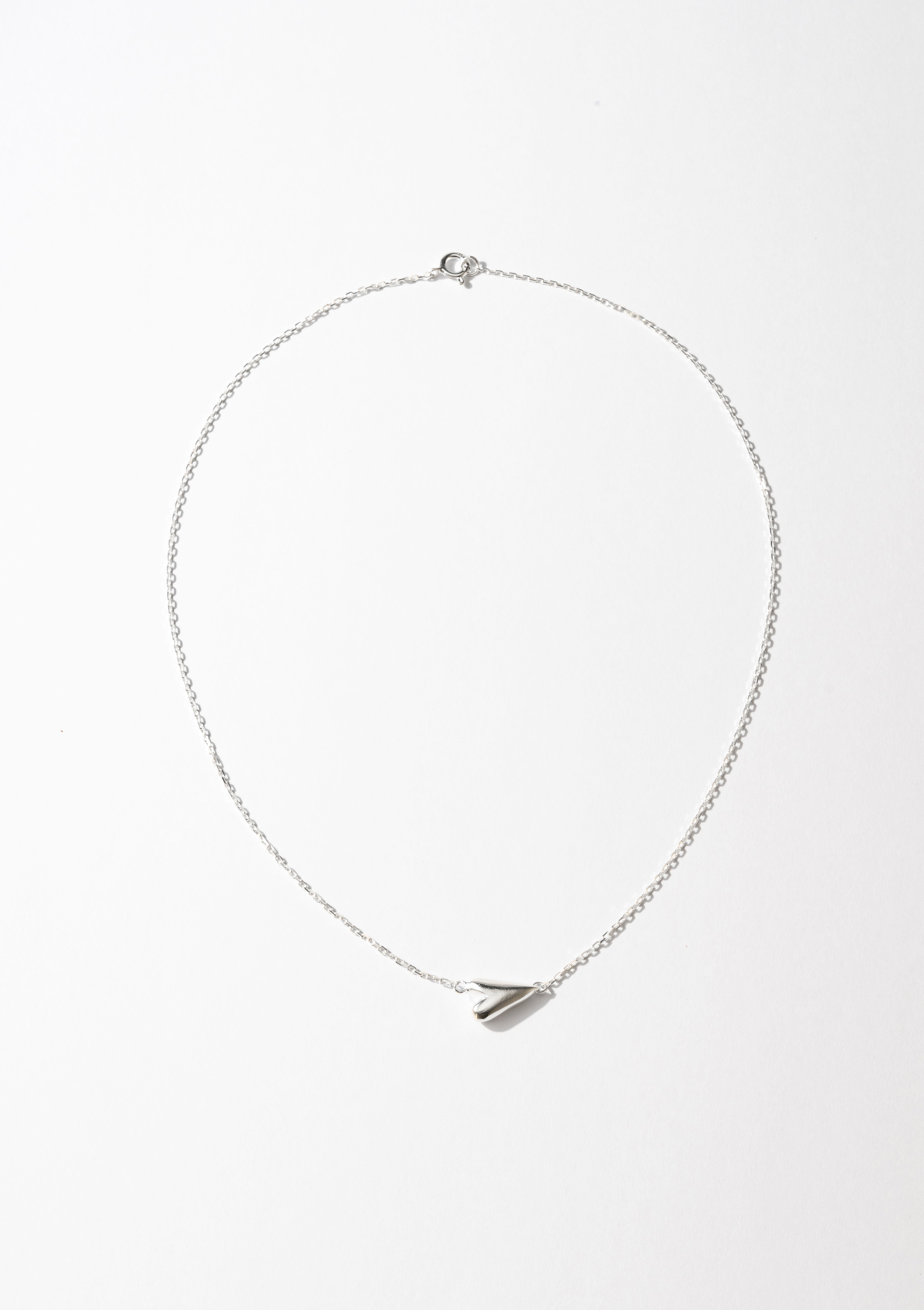 QUEEN OF HEARTS NECKLACE SMALL