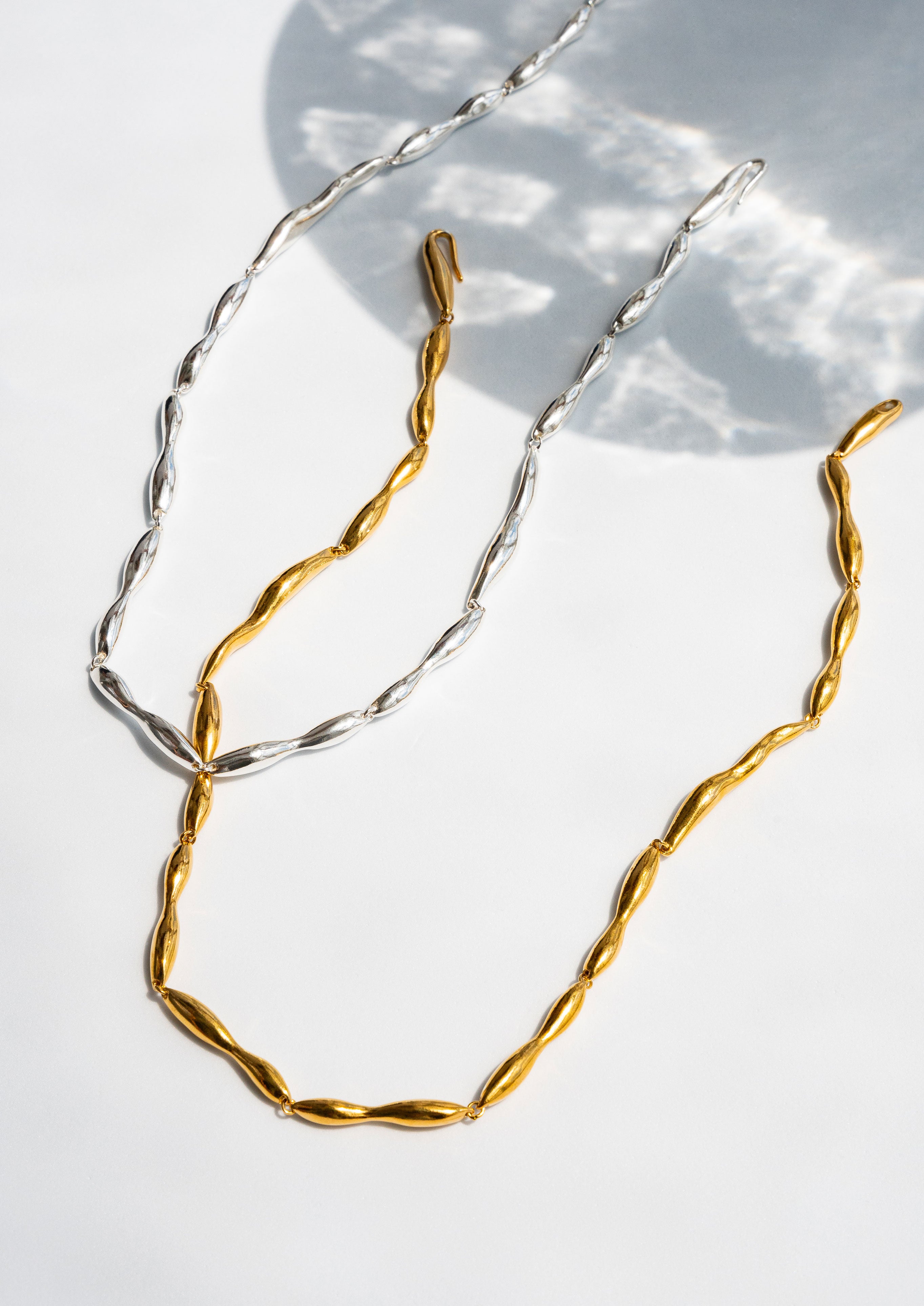 SALTED DROPS COLAR CORRENTE